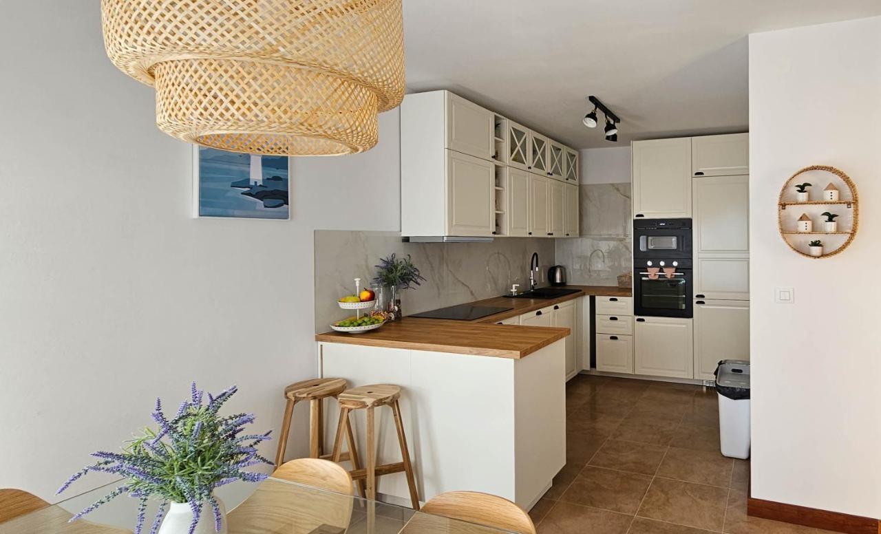 Apartment Bluemare B3 With Shared Pool Liznjan Bagian luar foto