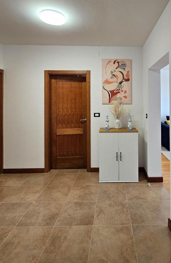 Apartment Bluemare B3 With Shared Pool Liznjan Bagian luar foto