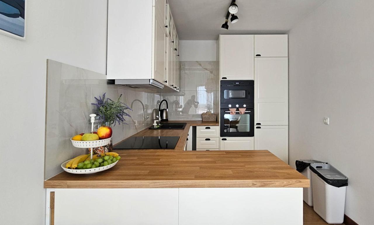 Apartment Bluemare B3 With Shared Pool Liznjan Bagian luar foto